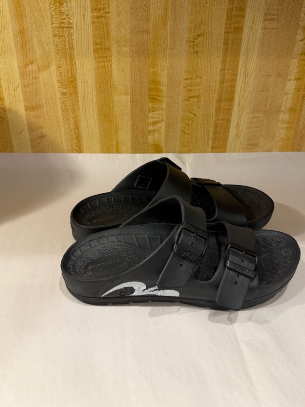 Gravity Defyer G-Defy UpBov Black Sandal Brand